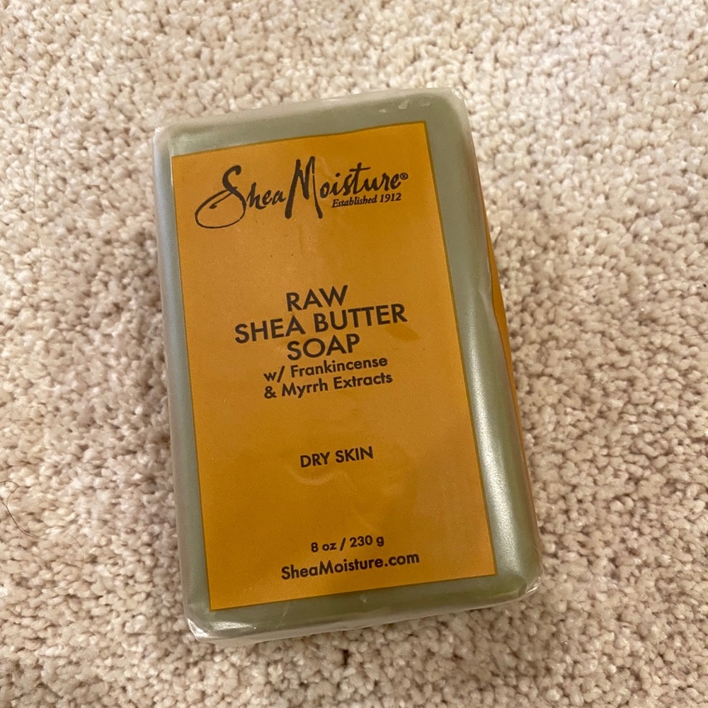*NWT* Shea Moisture Bar